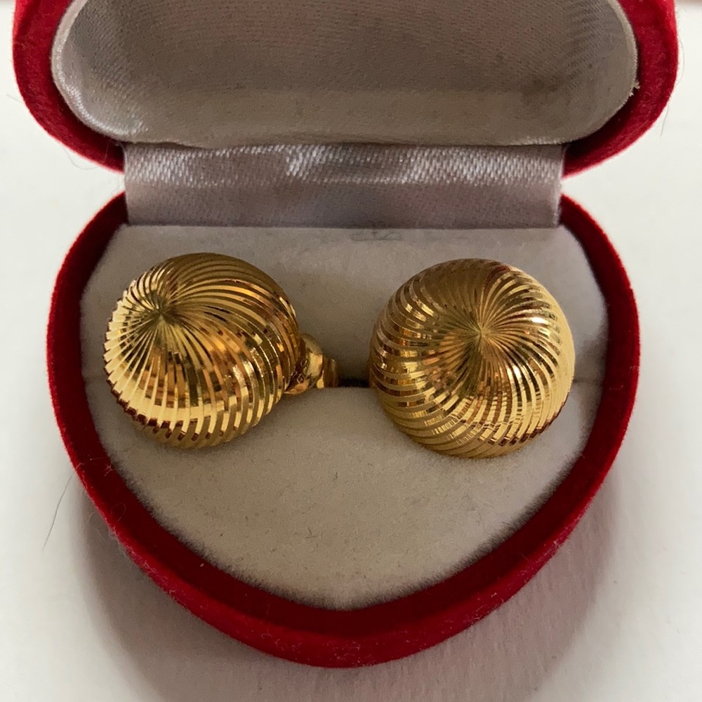 Vintage Napier Clip on Screw Back Gold tone Earrings